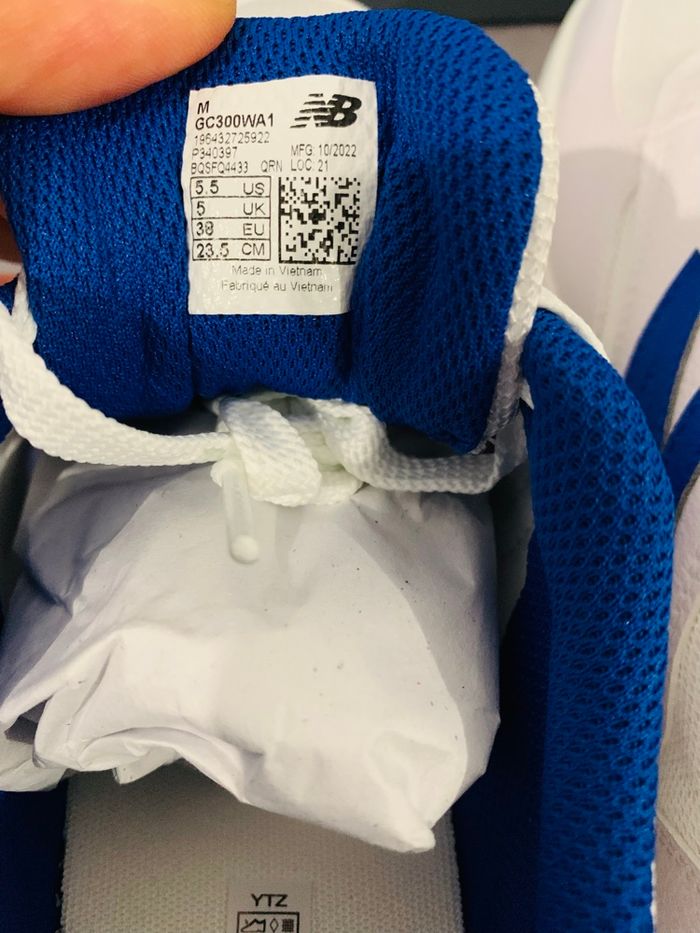 Basket new balance 300 blanc et bleu - photo numéro 3