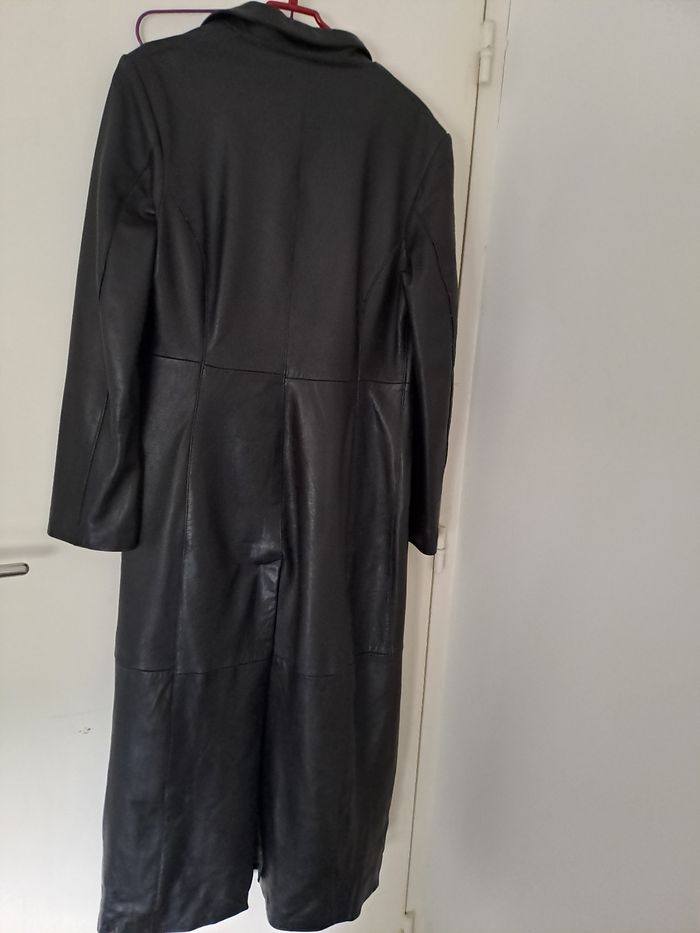 Veste longue  en cuir - photo numéro 2