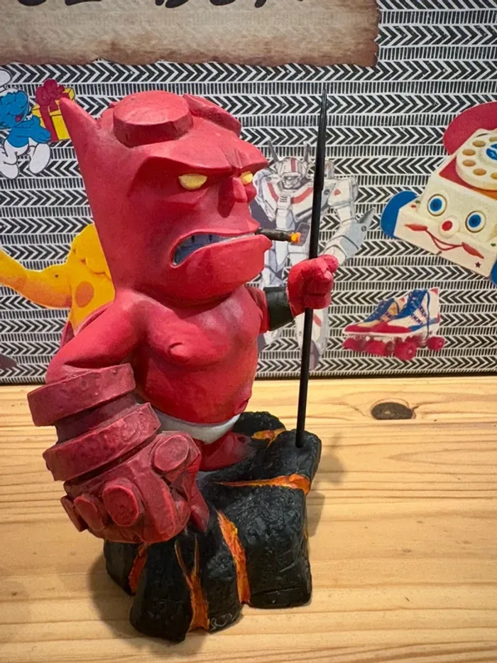 Electric Tiki Hellboy Junior Figurine Résine n°348/500 2005 Mike Mignola - photo numéro 3