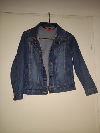 Veste en jean tissaia taille 10 ans