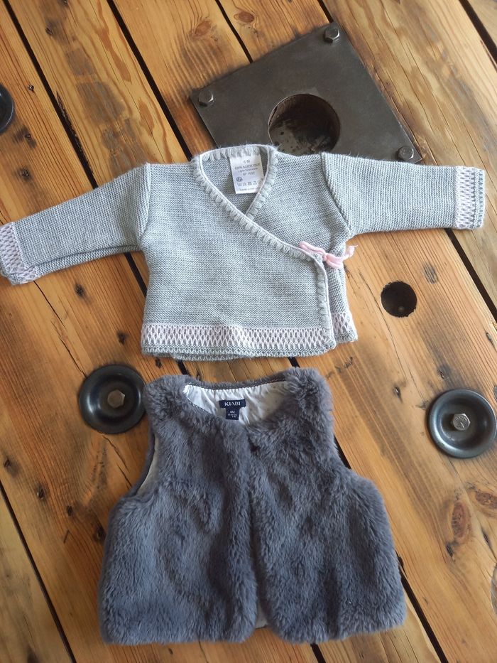 Lot de vêtements taille 6 mois hiver - photo numéro 3