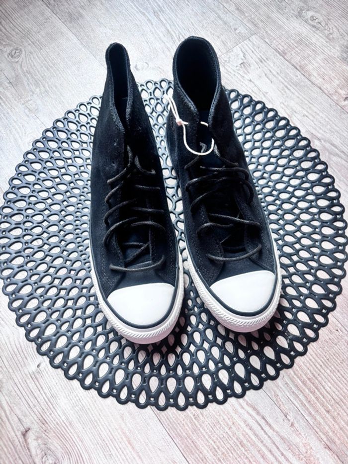 Converse suedine noir - photo numéro 2