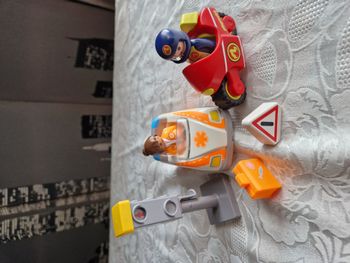 Playmobil 123 voiture et moto accessoires circulation