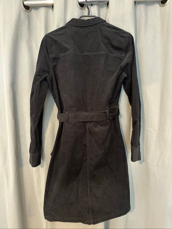 Robe chemise noire velours côtelés - photo numéro 2