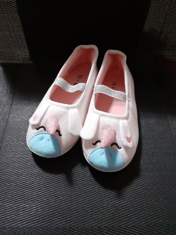 Chaussons licorne  30 Tex