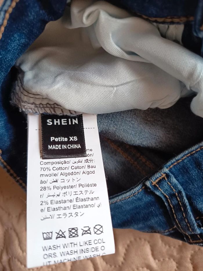 Jeans petite taille. Marque shein. - photo numéro 4