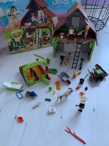 Playmobil grange Spirit 70118