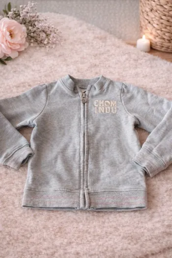 Adorable legging pour bébé fille de la marque Kiabi, en taille 1 mois. Un modèle tout doux et confor