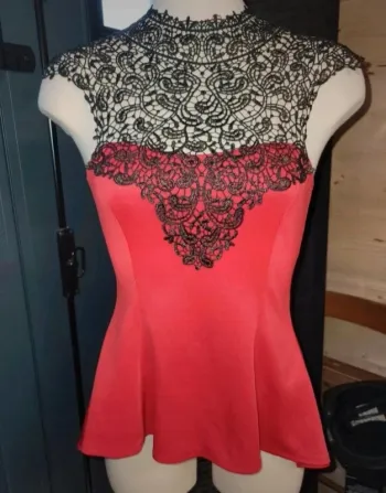 Magnifique haut taille S