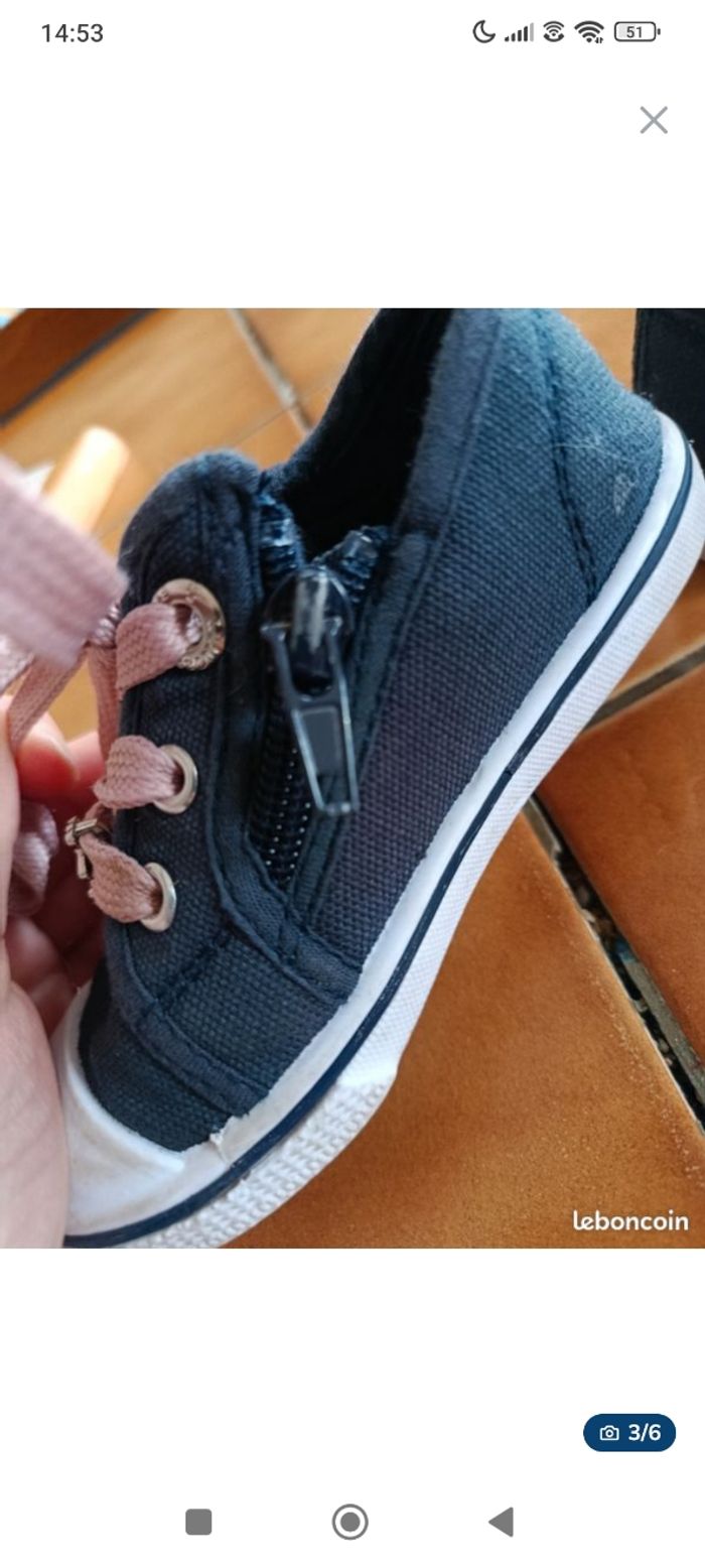 Chaussures bleues lulu castagnette pointure 22 - photo numéro 3