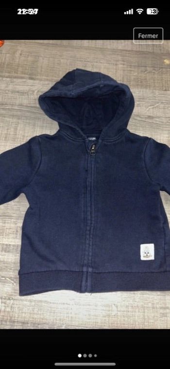 Belle petite veste à capuche