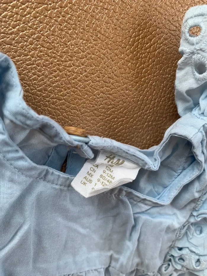 TEE shirt bleu ciel avec volants - photo numéro 3