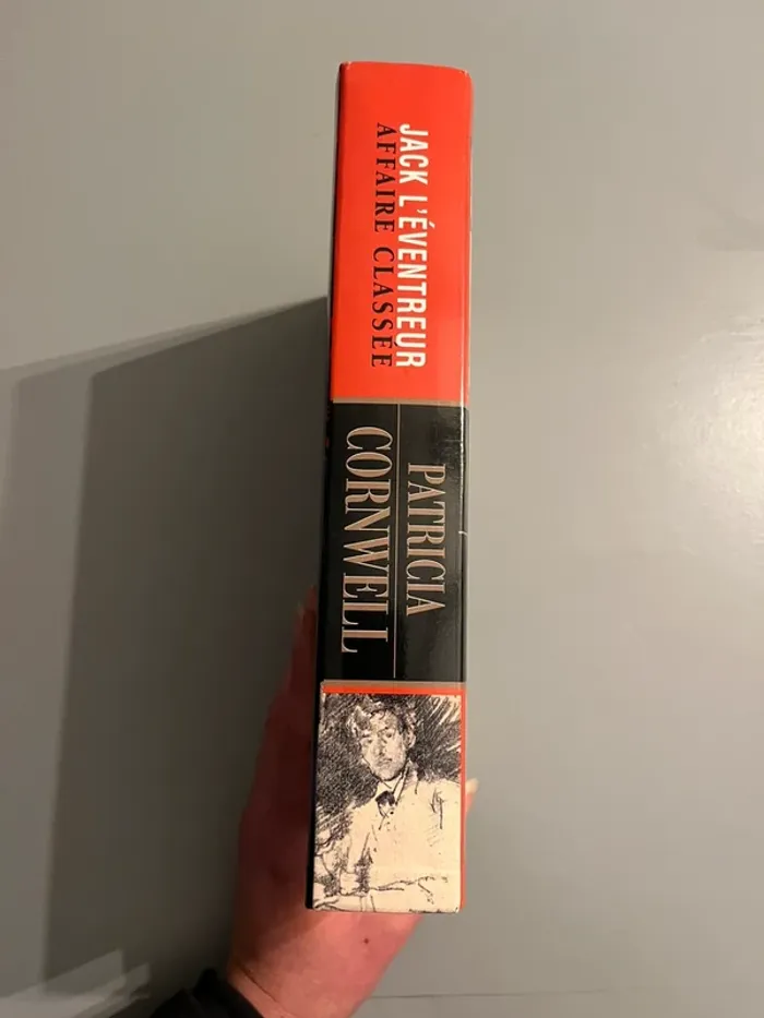 Livre Jack l’Éventreur par Patricia Cornwell - photo numéro 3