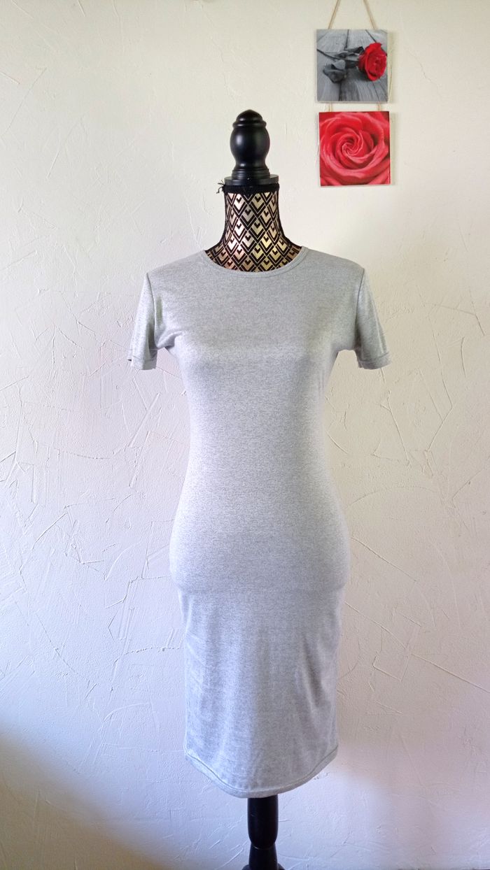 🌸Robe moulante, taille 36
