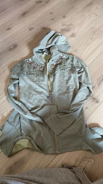 Magnifique gilet Twin Set neuf 14 ans