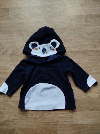 Pull taille 9 mois
