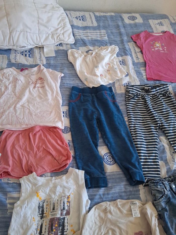 Lot vêtements fille 24 mois - photo numéro 4