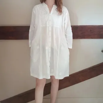 Robe tunique blanche brodée Made in India