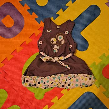 Robe pourpre sans manche, taille 3 mois (62 cm)