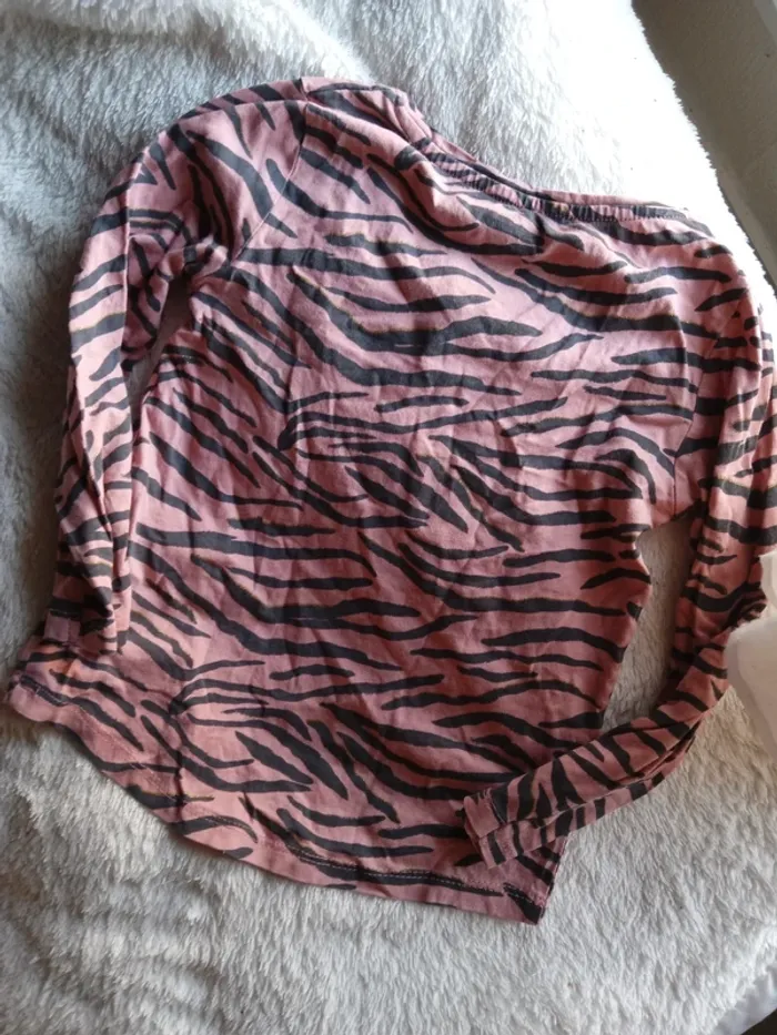 Pull fille zèbre - photo numéro 3