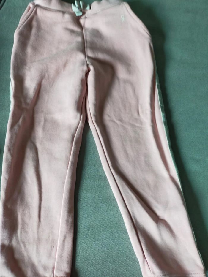 Lot fille 3 ans – Jogging Okaïdi + Legging Tape à l’œil - photo numéro 3