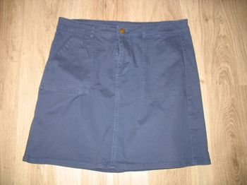 JUPE COURTE BLEU MARINE "IN EXTENSO" - TAILLE 42 - n°02