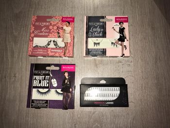 Faux cils