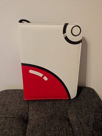 Livre range-carte Pokémon Pokédex 