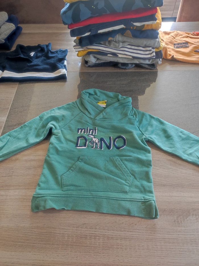 Lot 19 pulls / gilets / vestes - photo numéro 4
