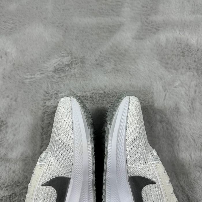 Nike Air Zoom Pegasus 40 « Metallic Silver » pointure 36 - photo numéro 7