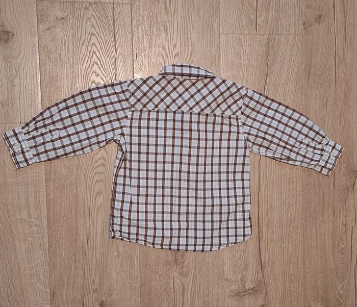 Lot 6 chemises 18mois (dont 1 neuve) - photo numéro 7