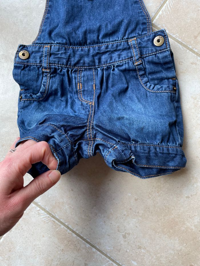 Salopette short en jean - photo numéro 3