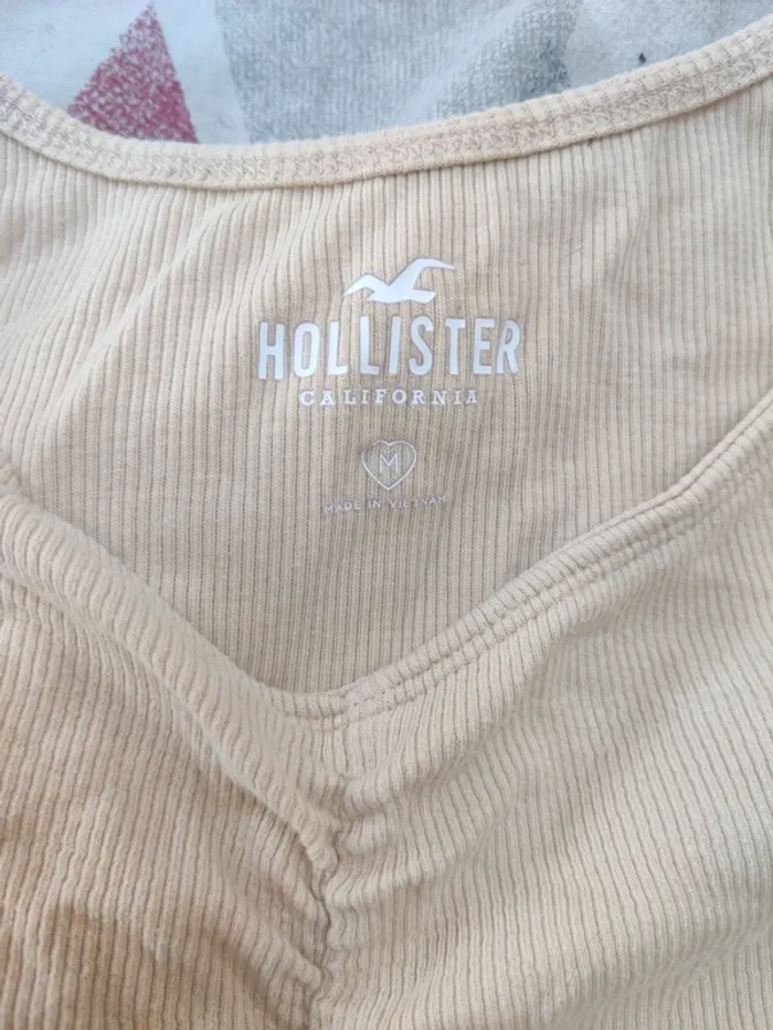 Haut Hollister beige