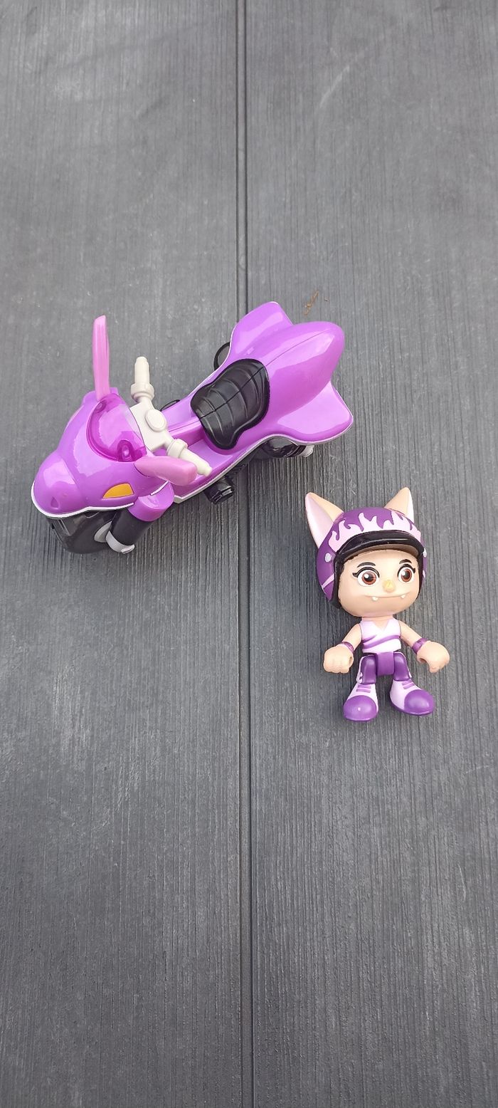 Figurine super wings - photo numéro 2