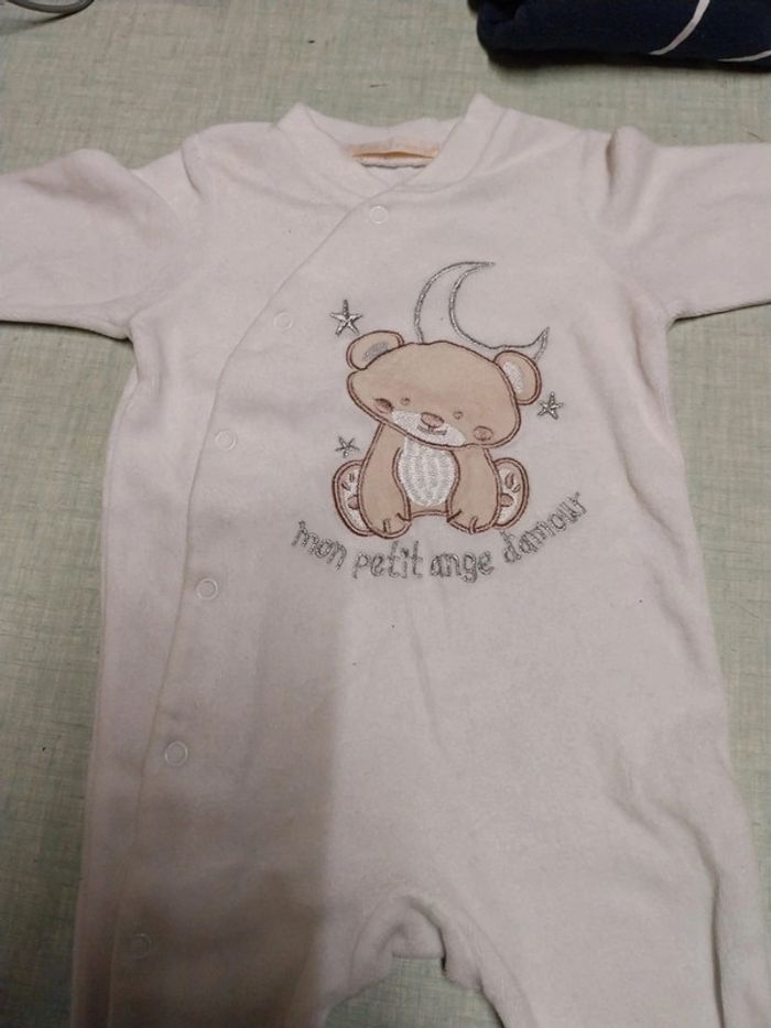 Pyjama - photo numéro 2