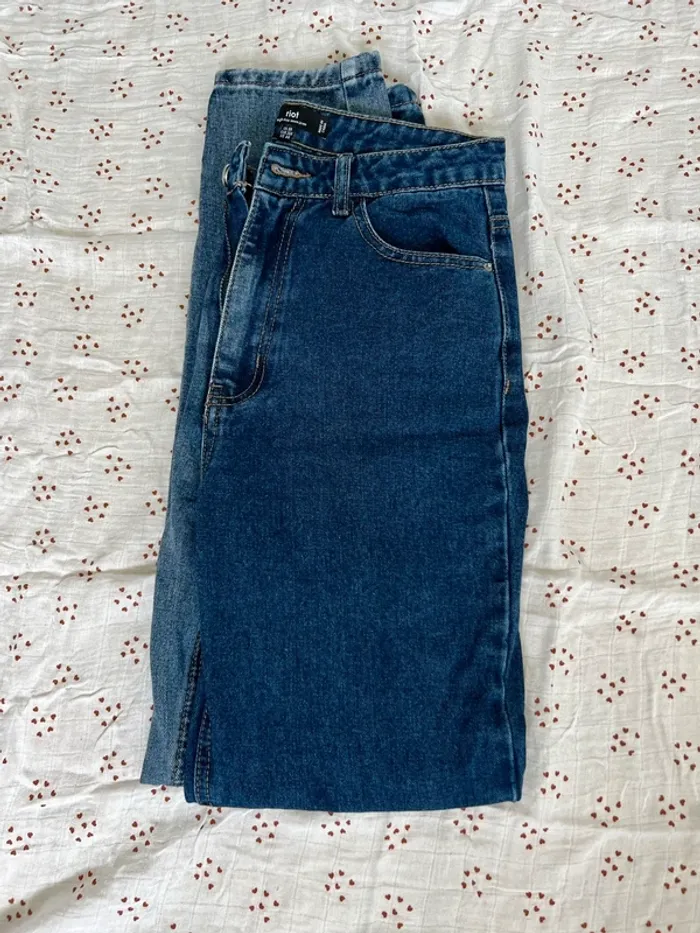 Jean mom