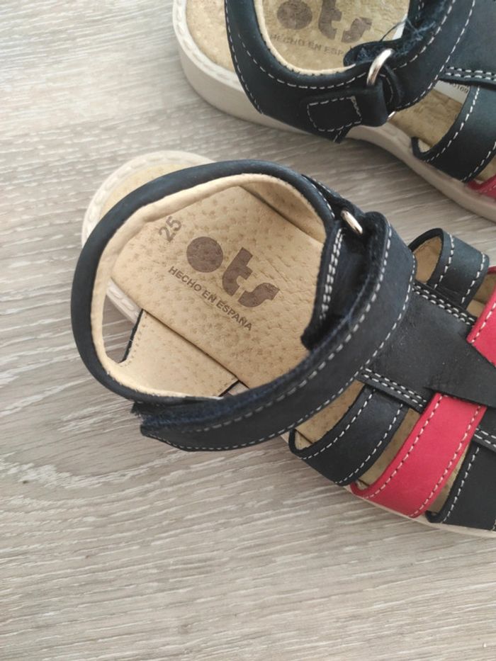 Sandalettes pointure 25 - photo numéro 3