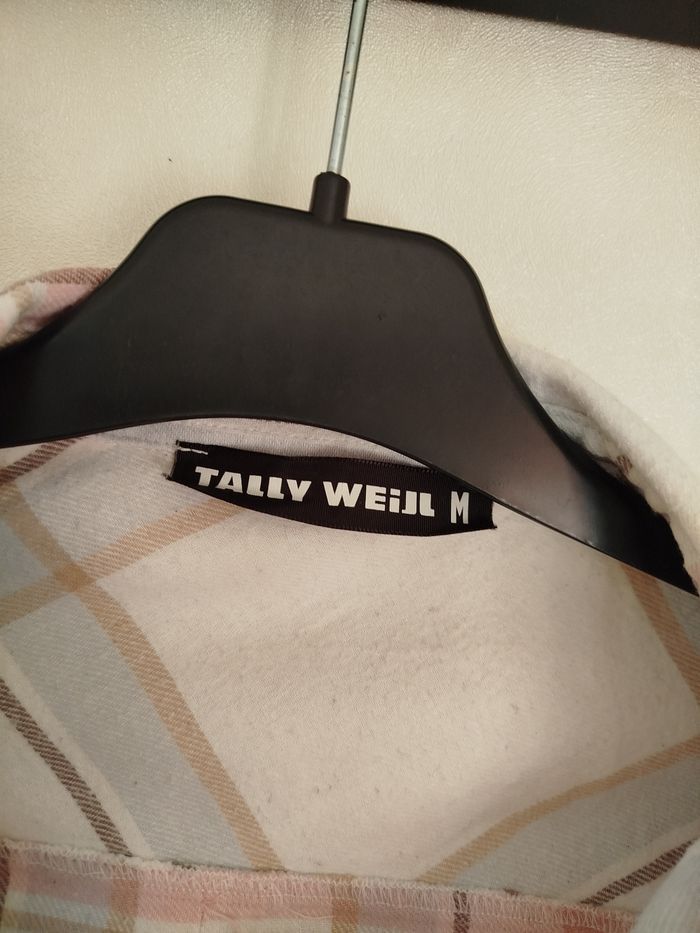 Chemise a carreaux blanche bleue et rose. Très bon état et propre. Taille M. Tally Weill - photo numéro 3