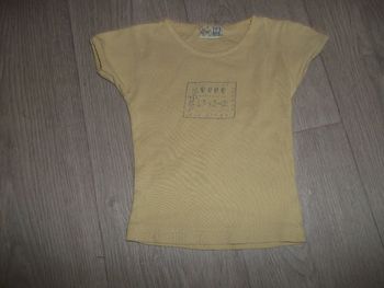 Tee shirt DPAM jaune dessins bleu marine taille 6 ans TBE