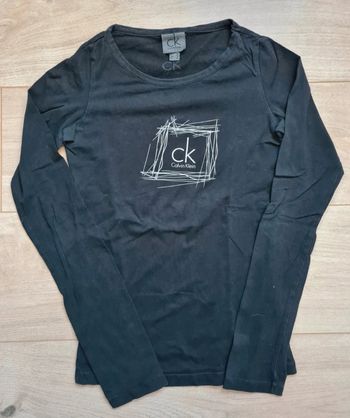 Haut Calvin Klein 36