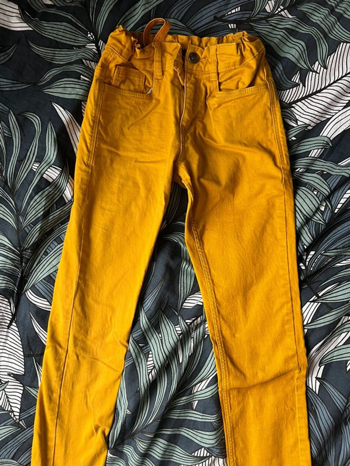 Pantalon Skinny fit Kiabi jaune taille 10 ans