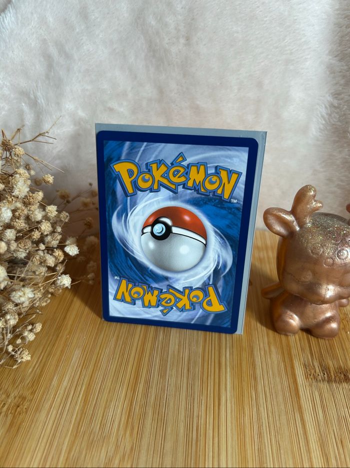 Carte Pokémon Regidrago VStar Rare - 136/195 de 2022 - photo numéro 3