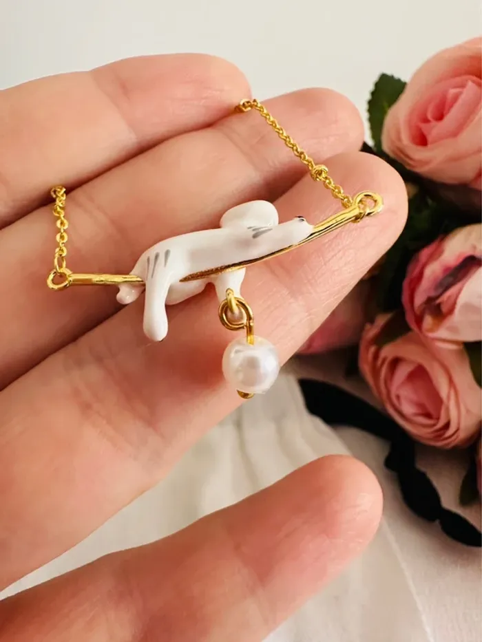🐈Collier chat japonais émail blanc & perle, chaîne dorée - photo numéro 7
