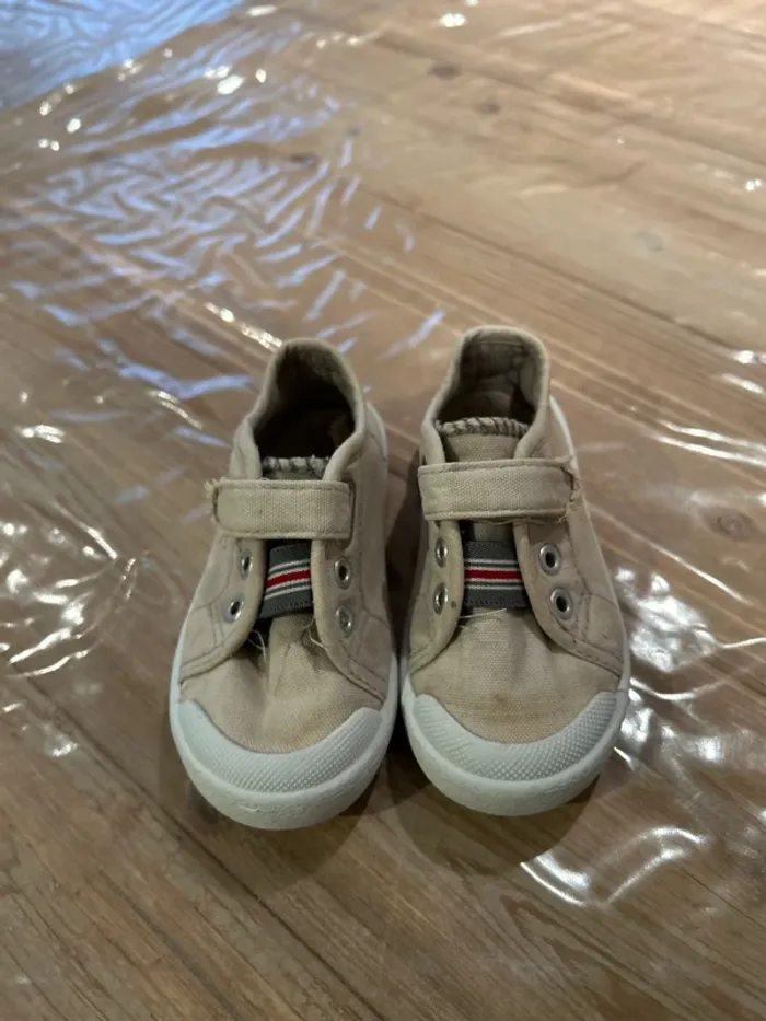 Chaussures 23-24 - photo numéro 3