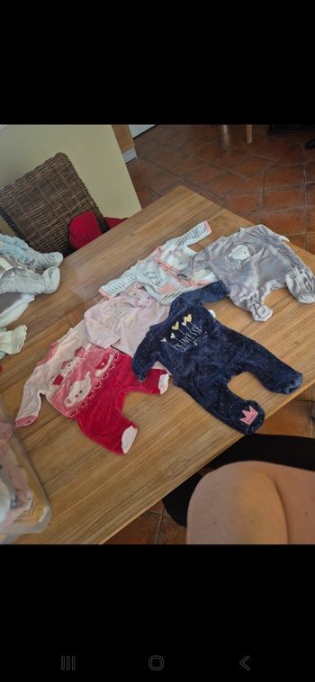 Pyjamas 1 mois