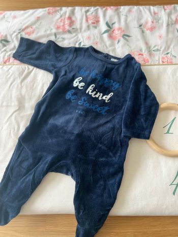 Pyjama 1 mois kiabi  velours