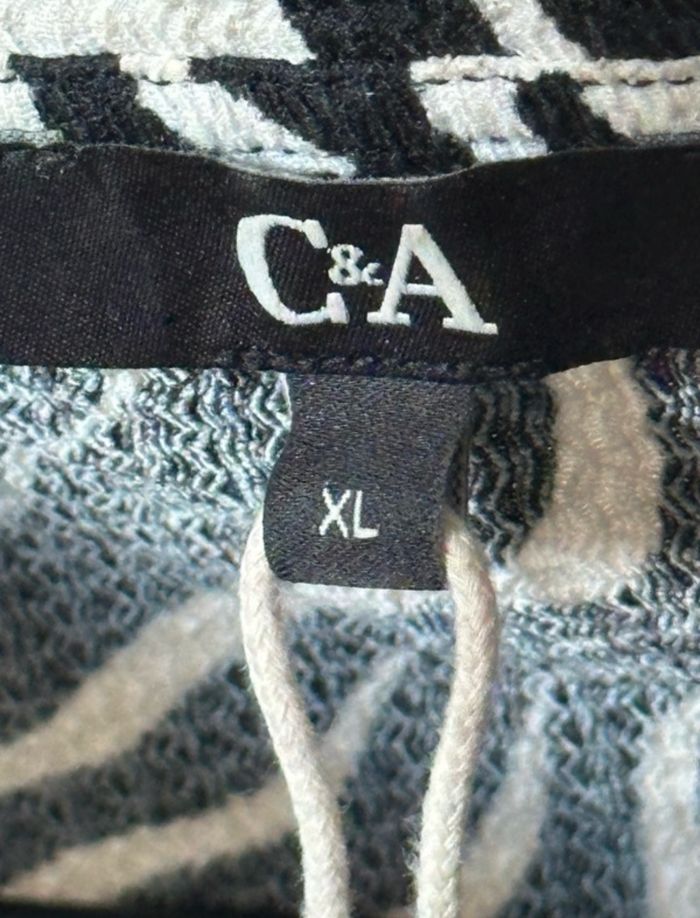 Tee shirt zébrée côtelé taille XL - photo numéro 3