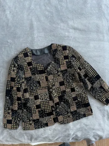 Veste noir vintage en velours à motifs dorés – Patchwork unique T.38