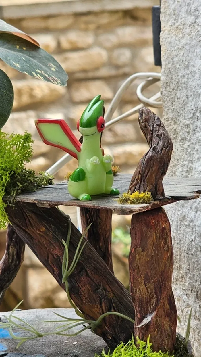 Super figurine Pokemon Nintendo finger puppet Libegon