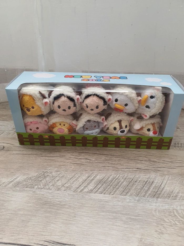 Coffrer tsum tsum année du mouton disney store japonais